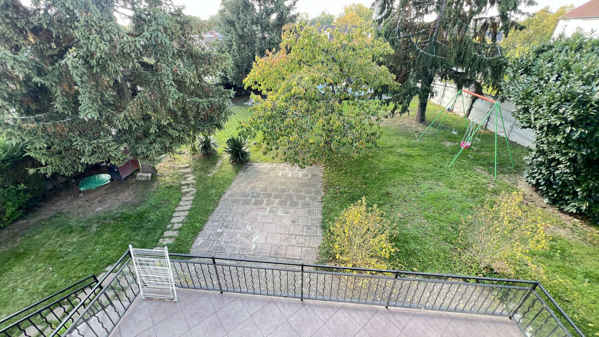 Maison à LA FERTE-ALAIS