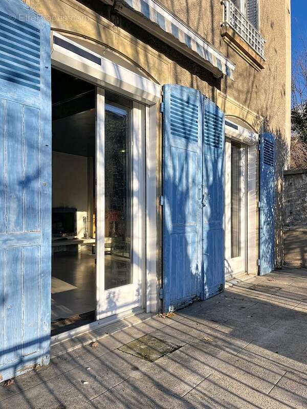 Maison à LA TRONCHE