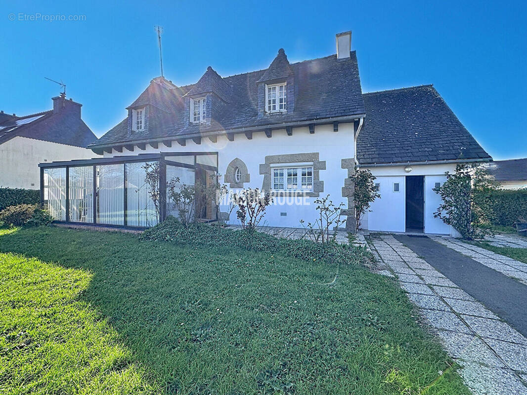 Maison à PLOEZAL