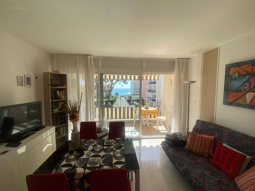 Appartement à ROQUEBRUNE-CAP-MARTIN