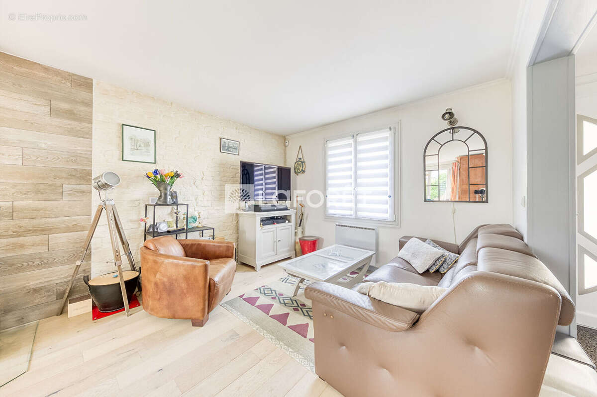 Maison à PONTAULT-COMBAULT