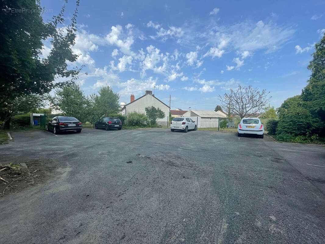 Appartement à FLEURY-LES-AUBRAIS