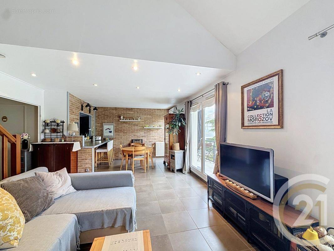 Appartement à CHOISY-LE-ROI