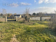 Terrain à SERAINCOURT