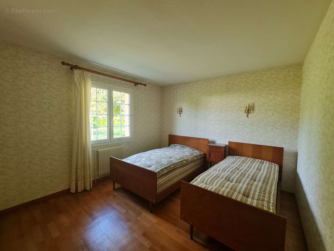 Maison à BELIN-BELIET