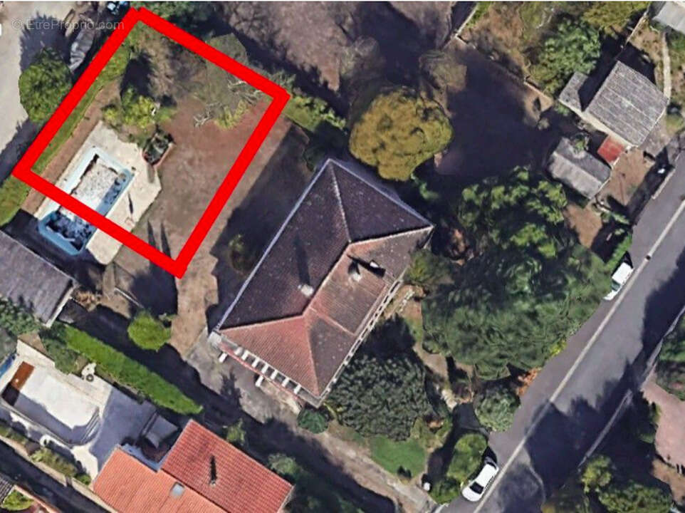 Terrain à AUCAMVILLE