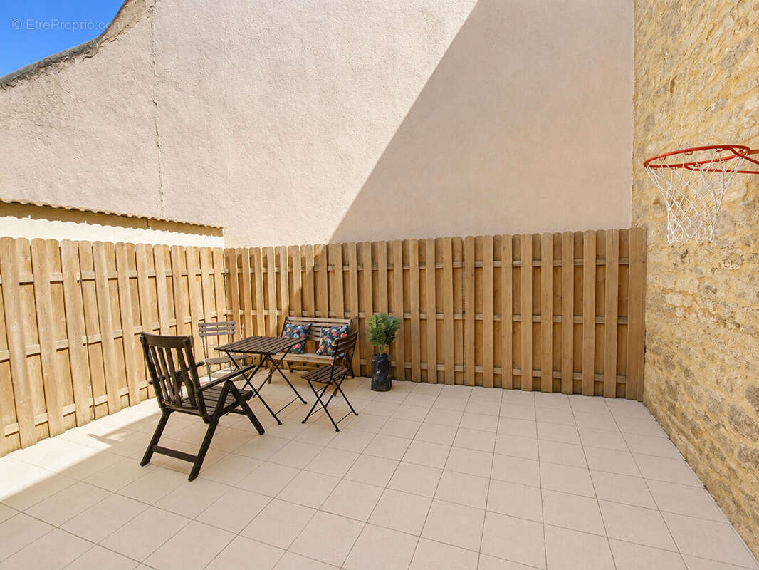 Appartement Saint Chamond 6 pièce(s) 162 m2 - photo 3