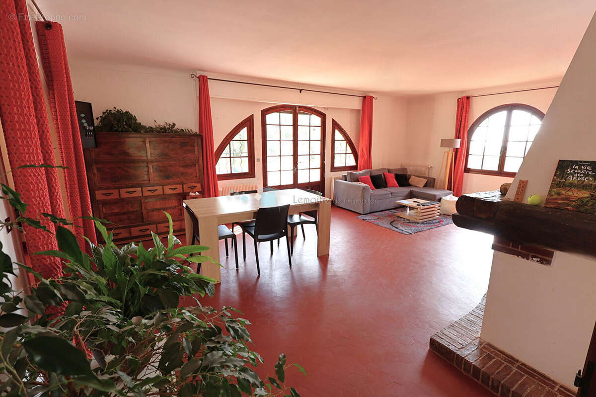 Maison 150 m² avec jardin de 1600 m² Spéracèdes - photo 11
