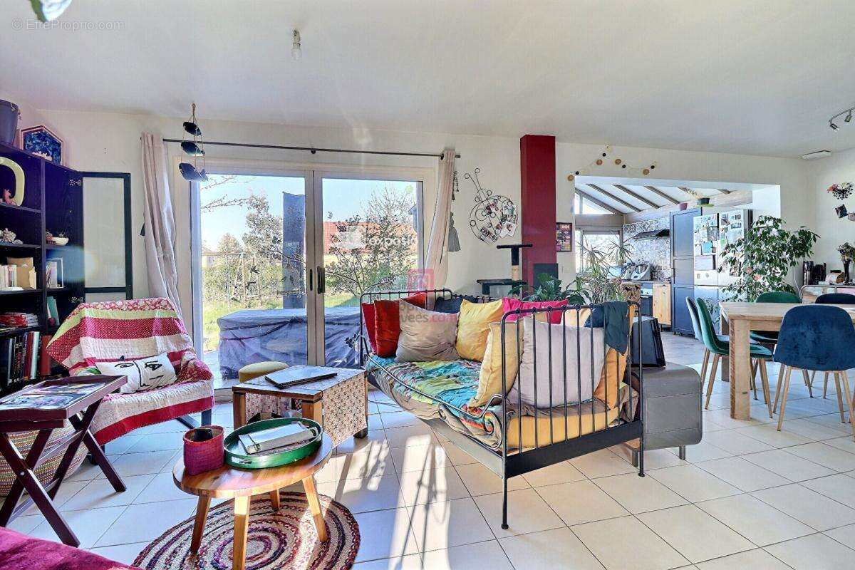 Maison à SAINT-VRAIN