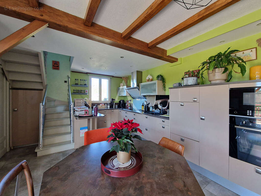Maison à SAINT-SYLVAIN-D'ANJOU
