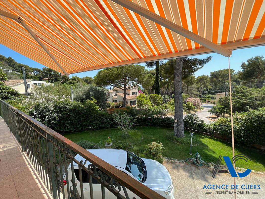 Maison à CARQUEIRANNE