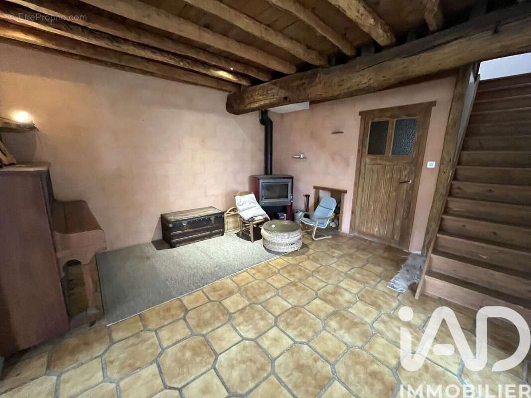 Maison 148 m² à Rabat-Les-Trois-Seigneurs  - photo 7