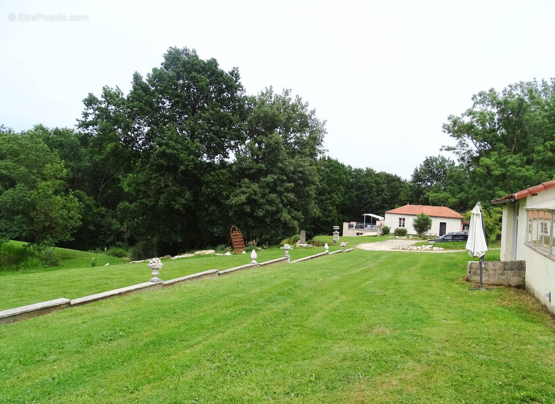 Maison à SAINTE-MARTHE