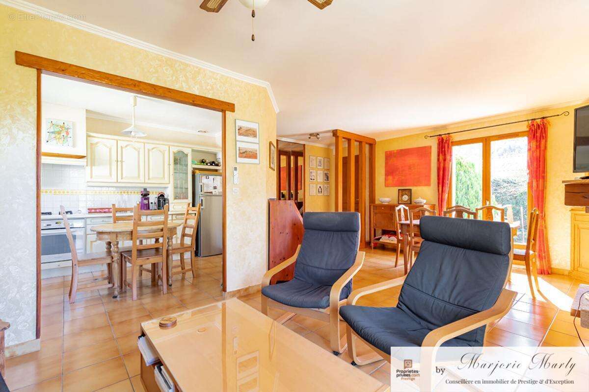 Maison à LEZIGNAN-CORBIERES