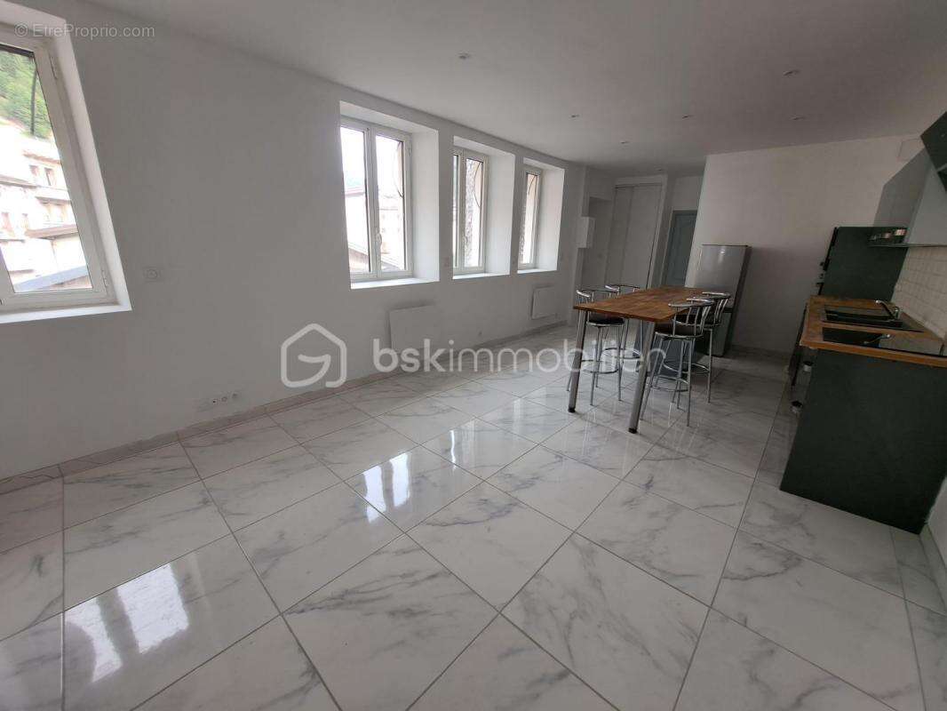 Appartement à MOREZ