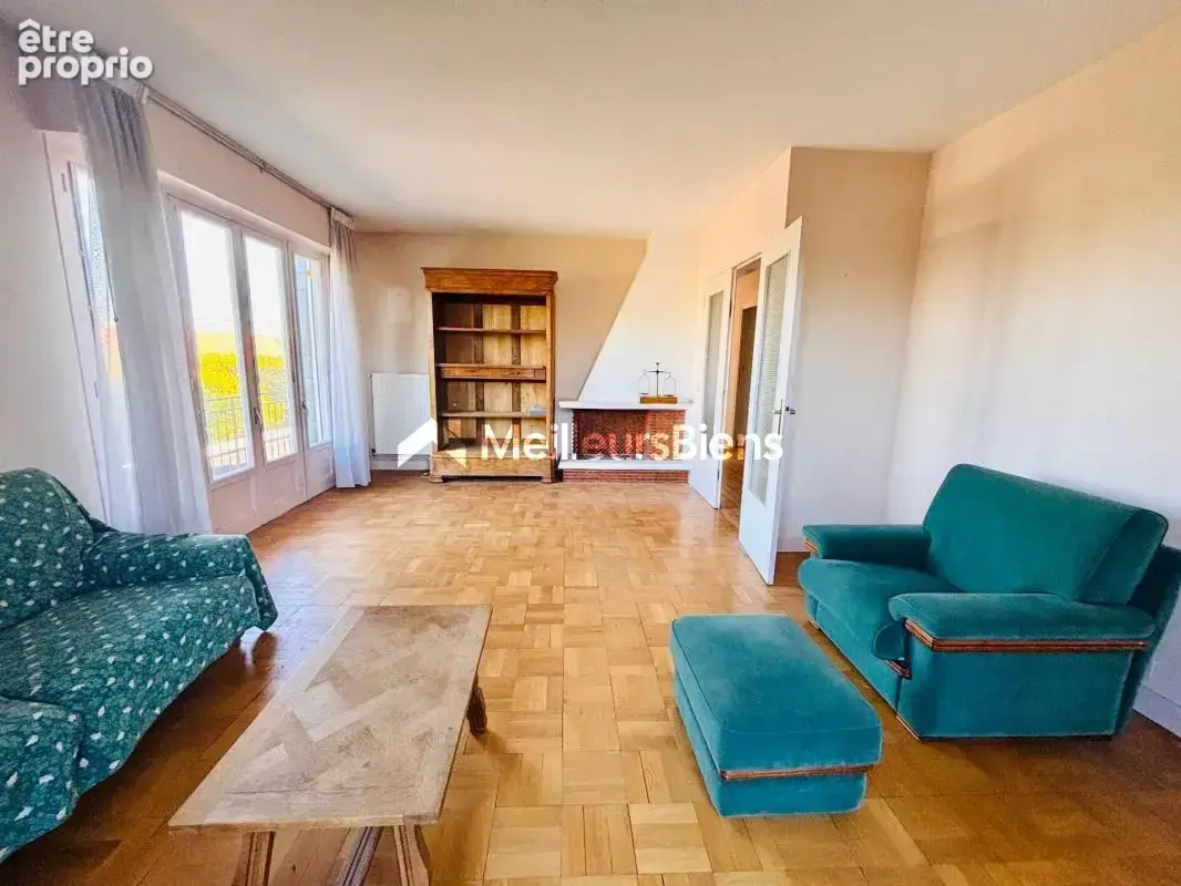 Appartement T4 lumineux avec 3 chambres à GIEN - photo 2