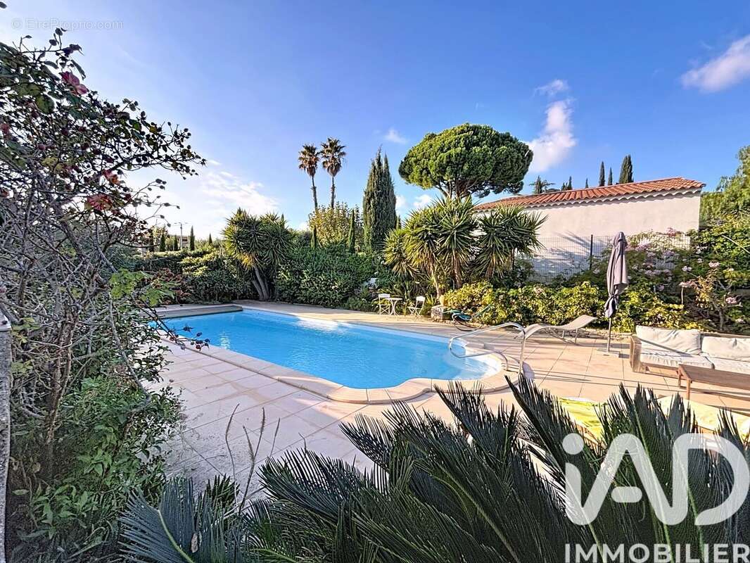 Photo 2 - Maison à BANDOL