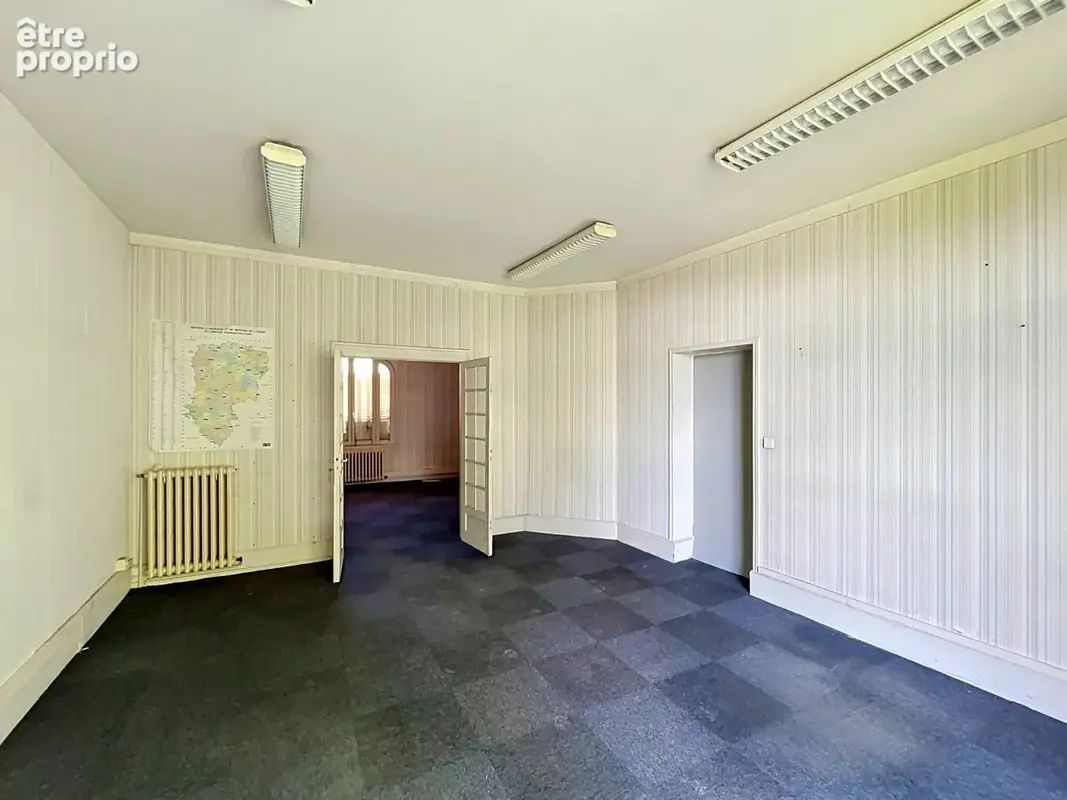 Vente Bureau-local Laon(02000) 165 000ï¿œ - photo 4