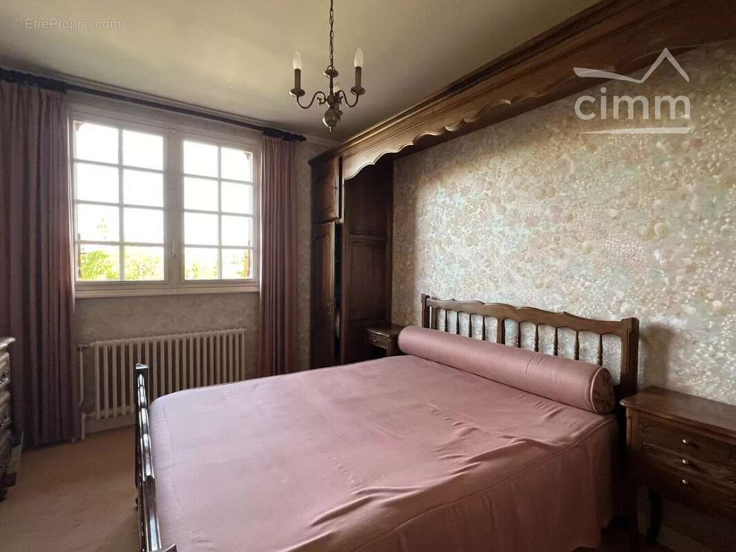 Maison à DOMPIERRE-SUR-BESBRE