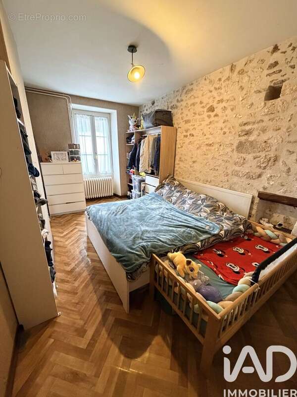 Maison 165 m² à Rouilly  - photo 9