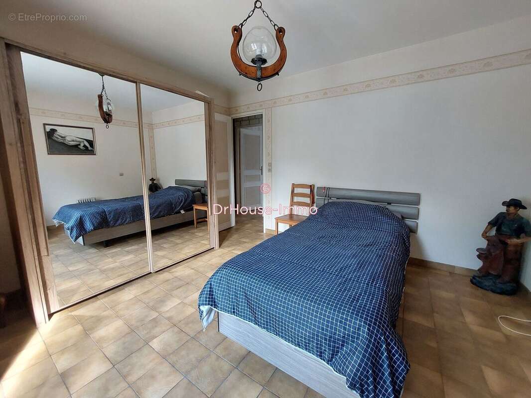 Maison à COURCON