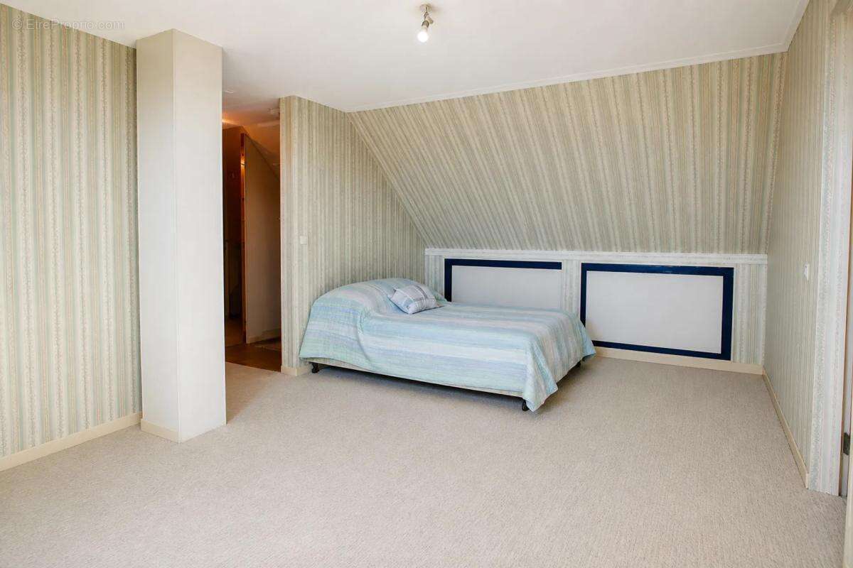 Maison de 7 pièces de 165 m²  + une véranda de 25 m² situé à Vermenton - photo 5