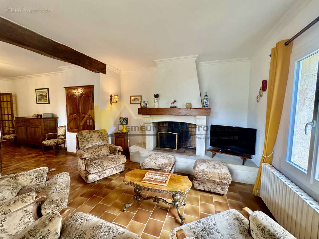 Maison à VAISON-LA-ROMAINE