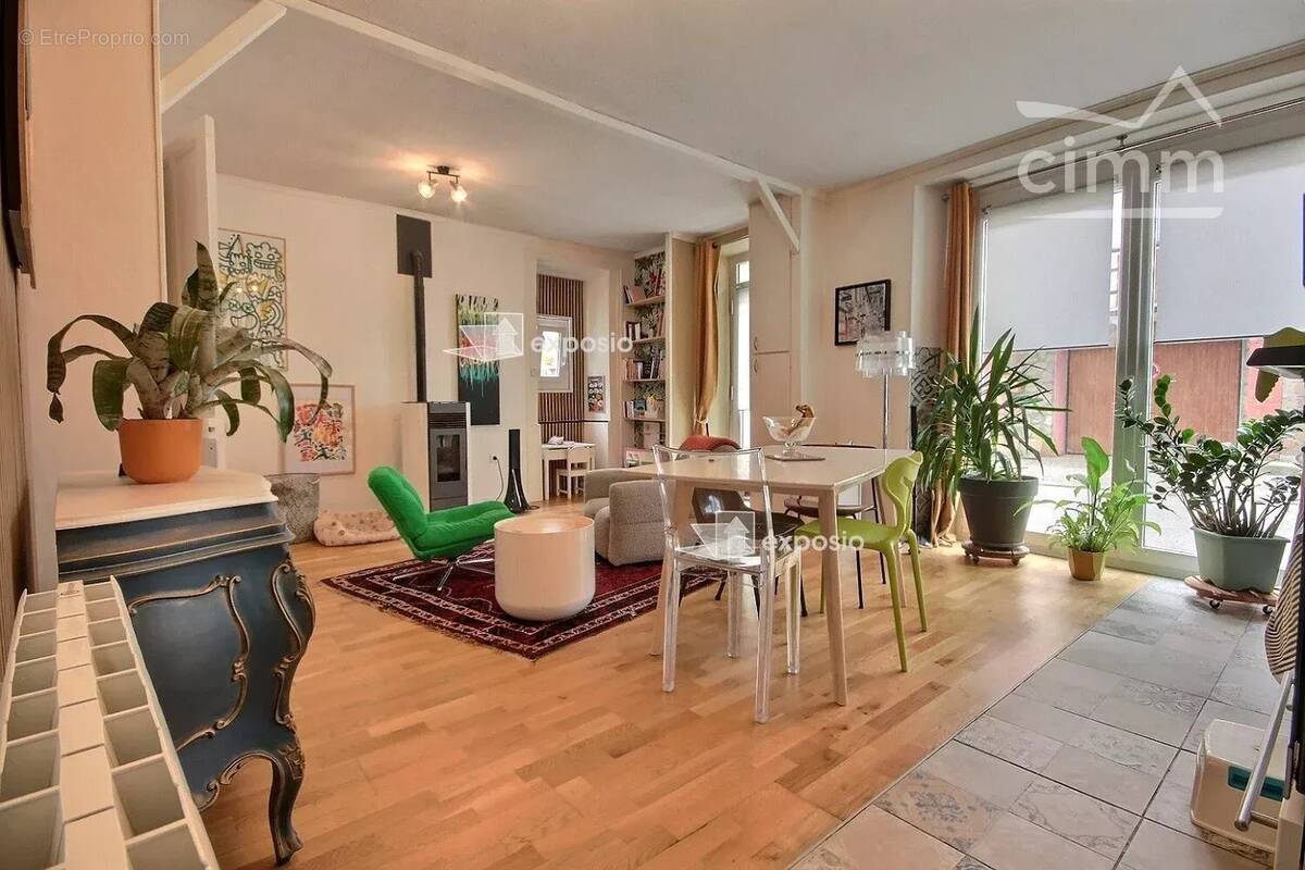 Maison à LE CHAMP-PRES-FROGES