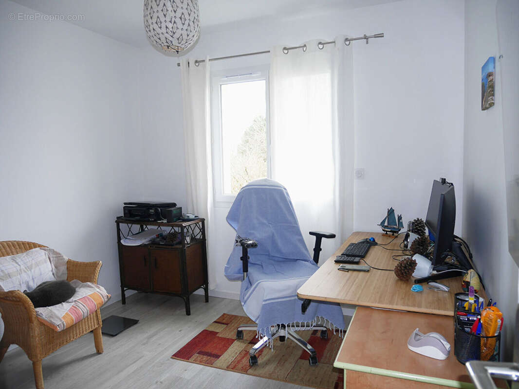 CESTAS Bourg maison 5 pièces récente à vendre ref 2286 - photo 10