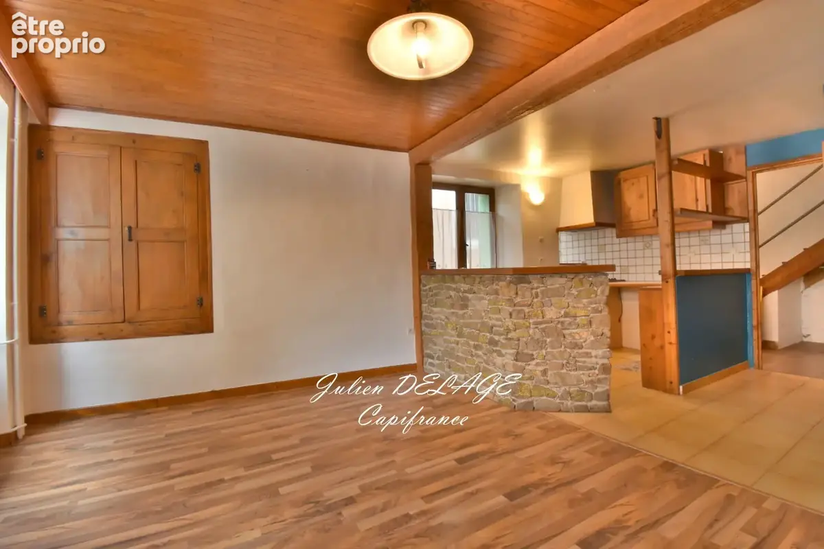 Maison à EMBRUN