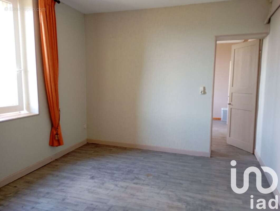 Photo 6 - Maison à ISSY-L&#039;EVEQUE