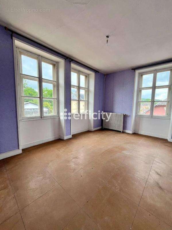 Appartement à LA FERRIERE-AUX-ETANGS