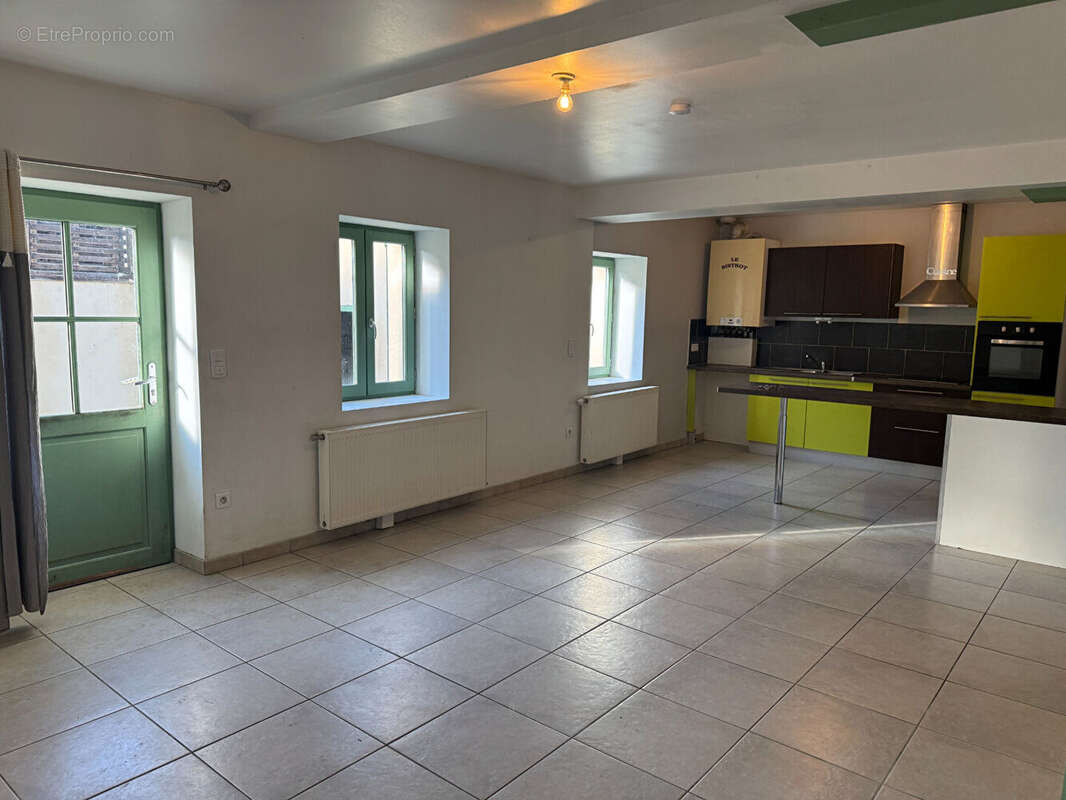 Maison à BESSAY-SUR-ALLIER