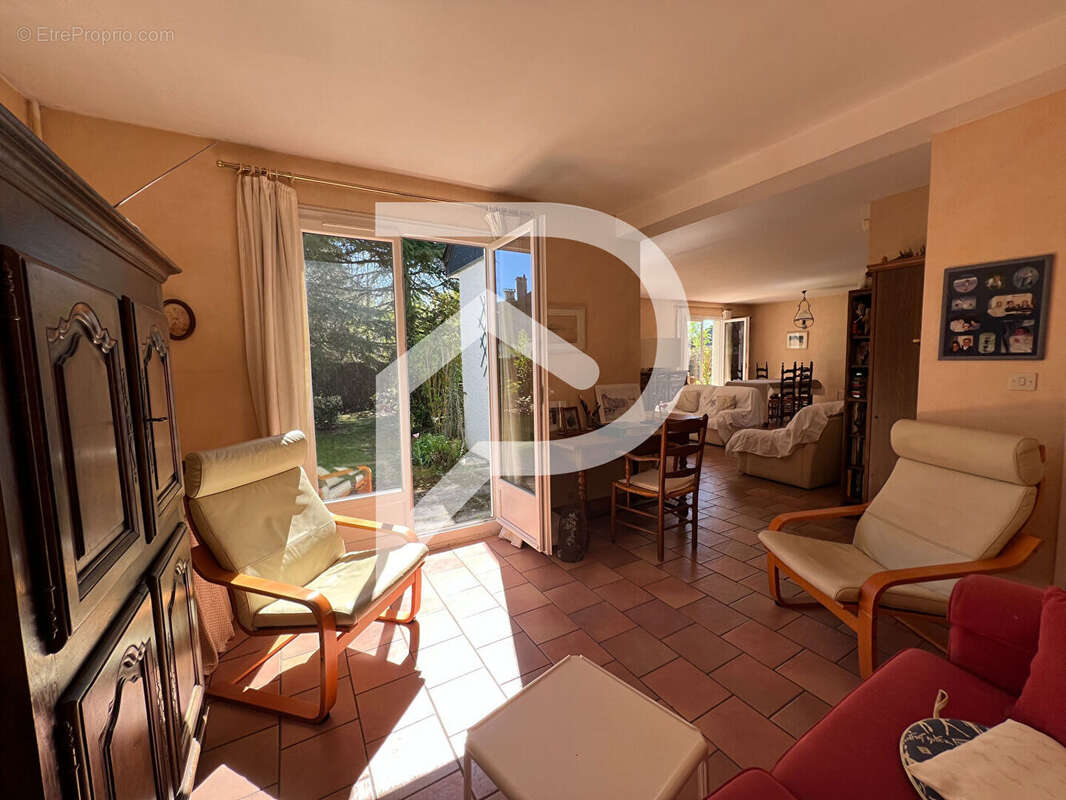 Maison à COIGNIERES