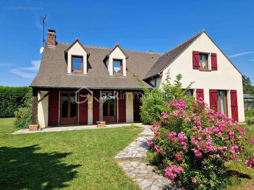 Maison à ORGERUS