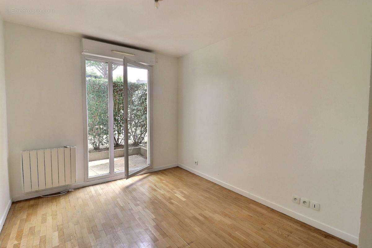 Appartement à SURESNES
