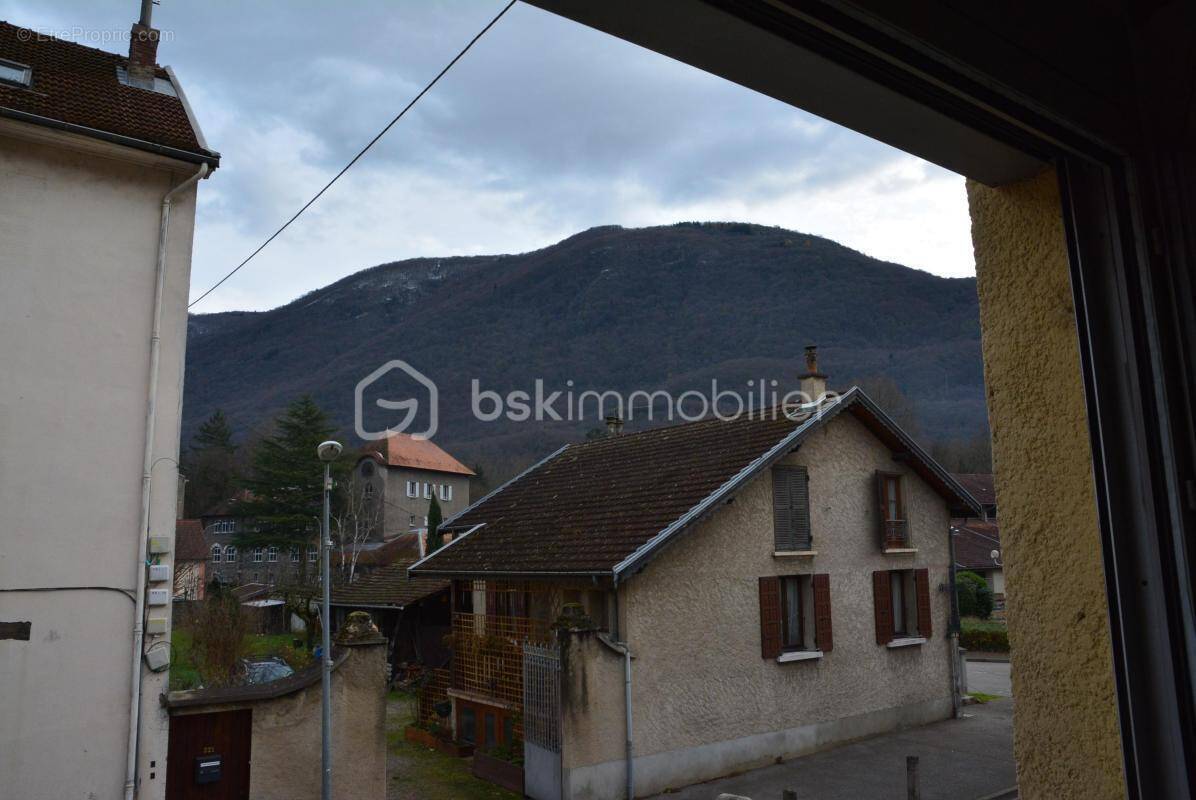 Appartement à VIZILLE