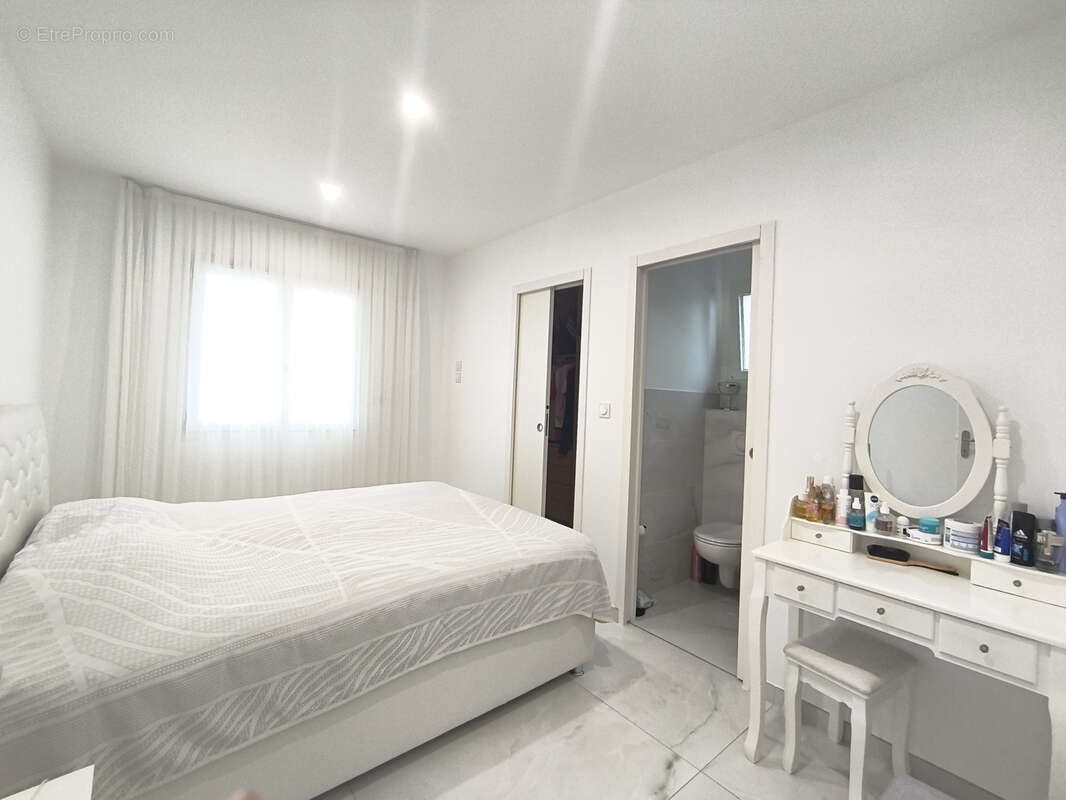 Maison à ROMANS-SUR-ISERE