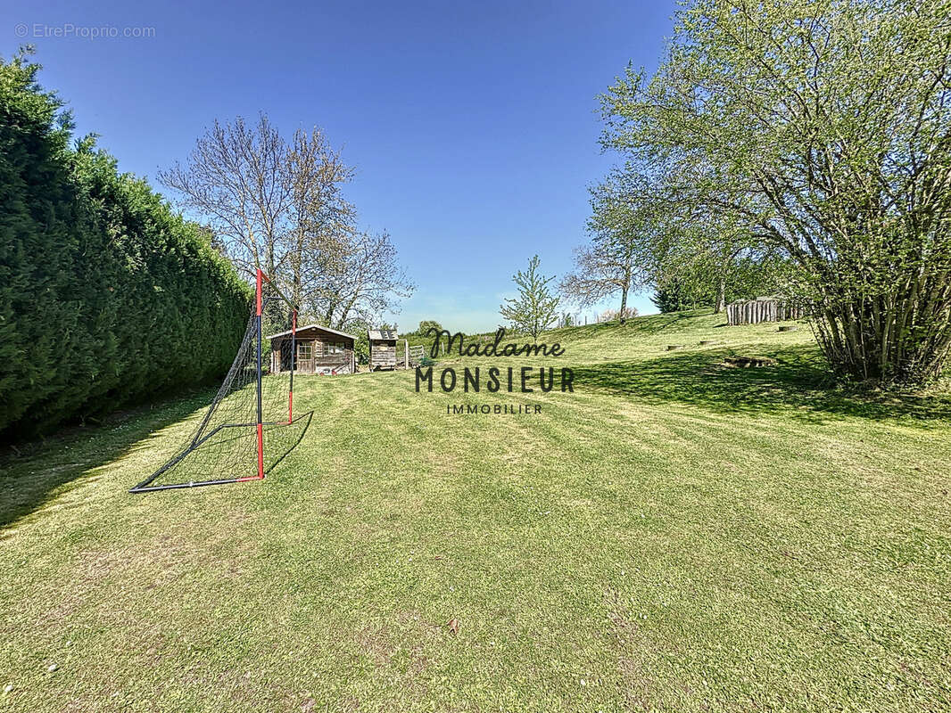 Maison à BOURGOIN-JALLIEU