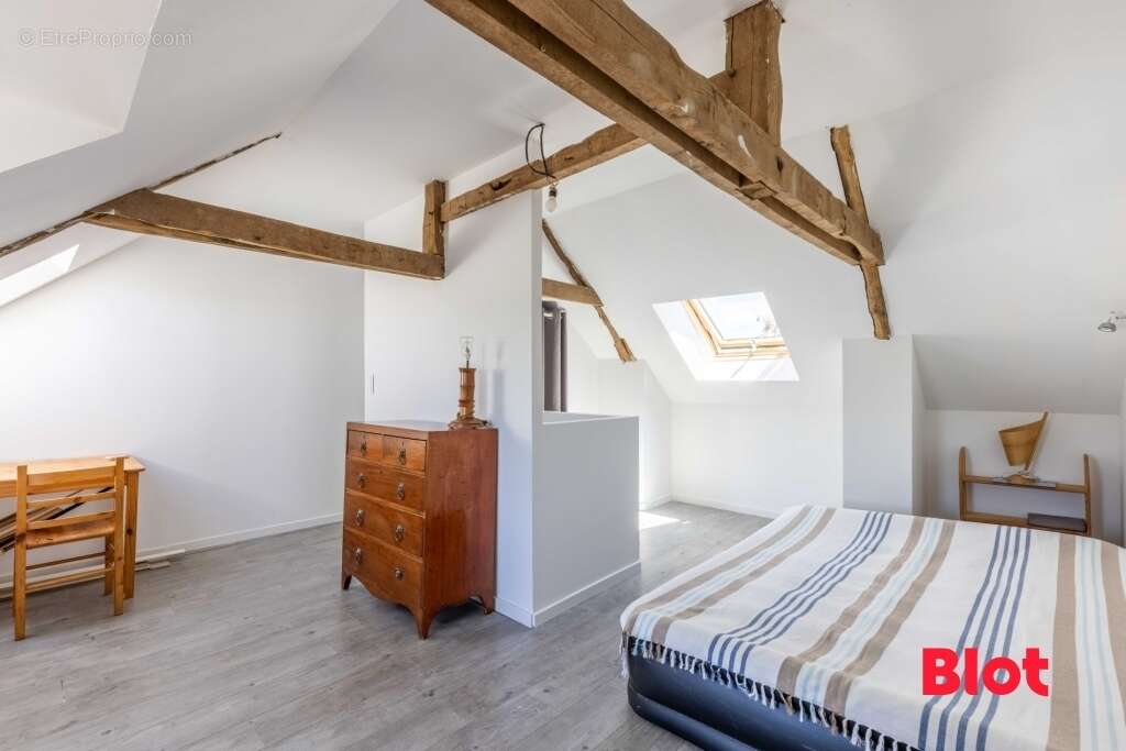 Maison à SAINT-MEDARD-SUR-ILLE