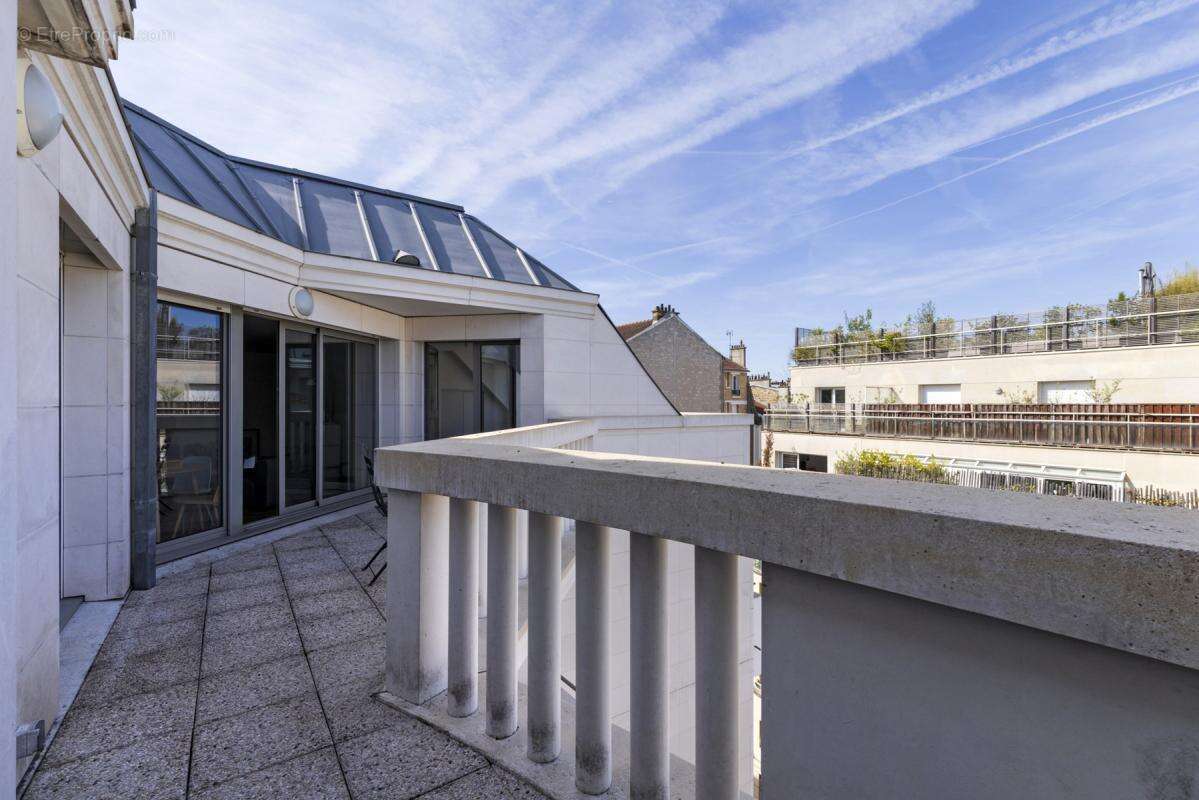 Appartement à LEVALLOIS-PERRET