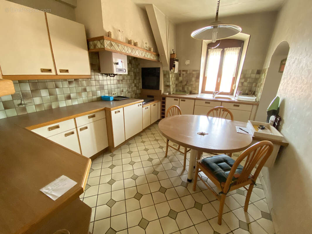 Appartement 200m2 hab. en hyper centre de ROANNE - photo 10