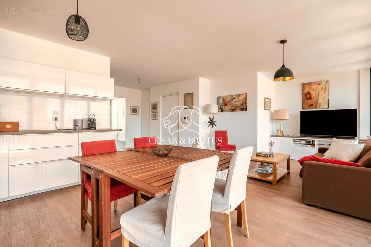 Appartement à NANTERRE