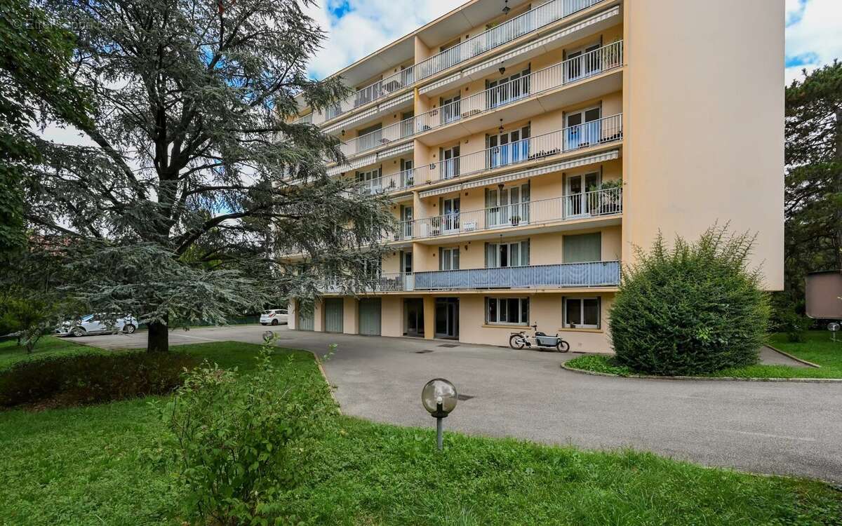 Appartement à LYON-5E