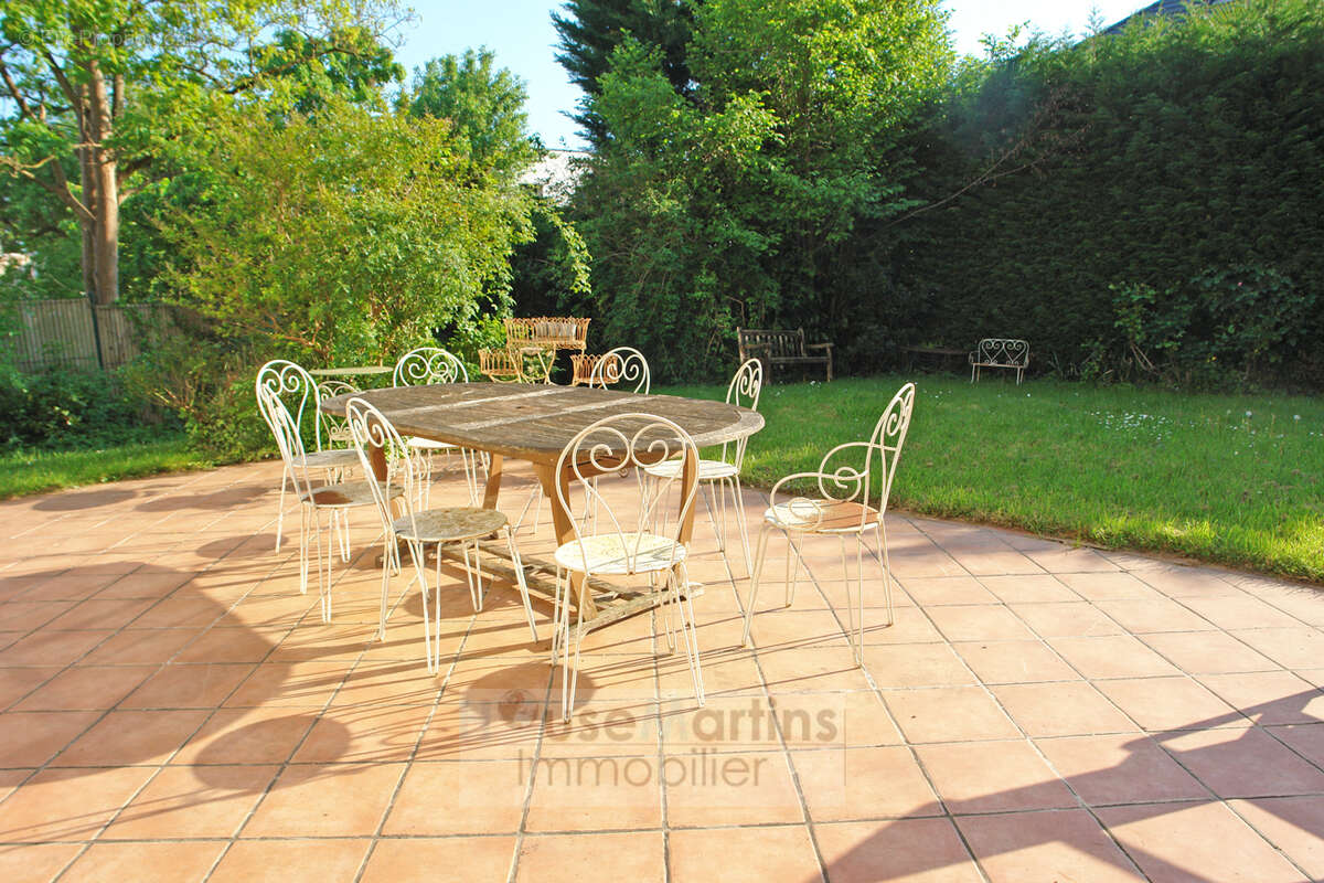 Jolie maison contemporaine idéalement située - photo 15