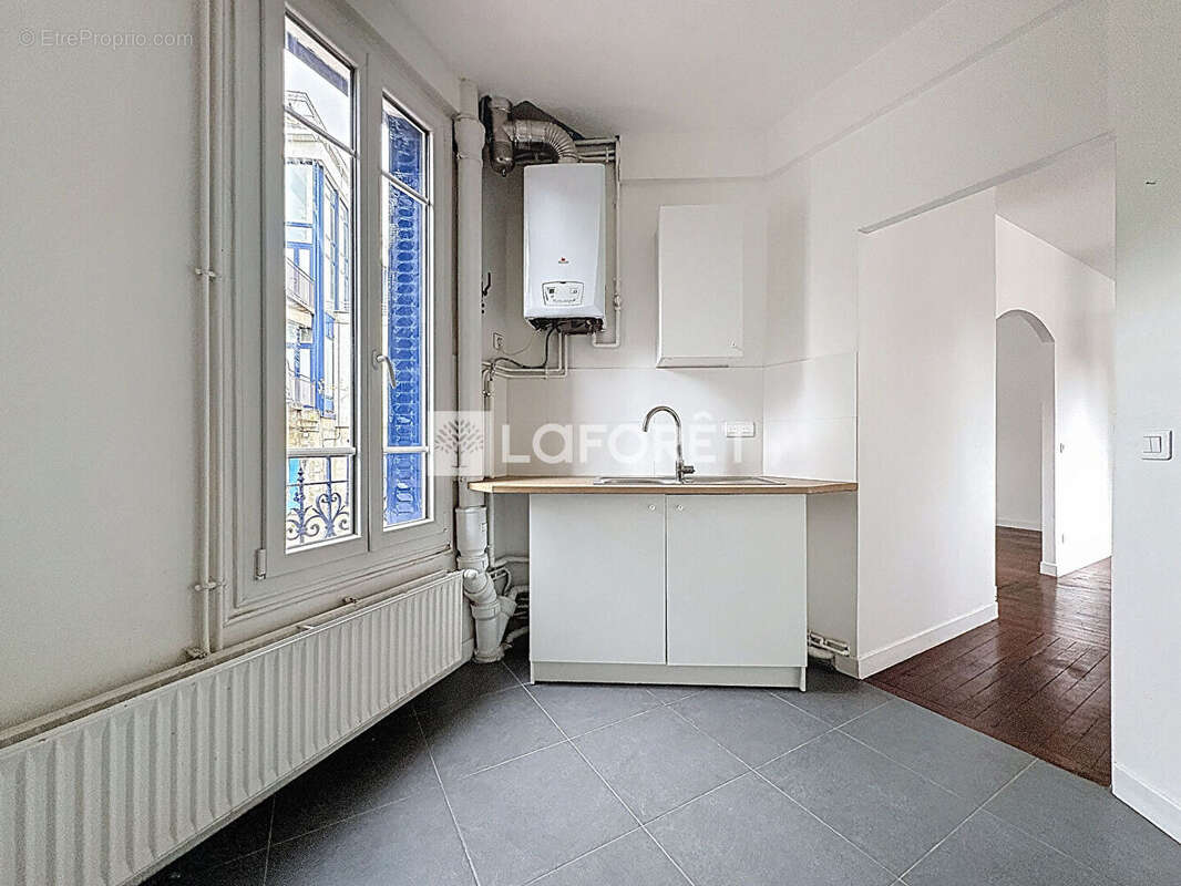 Appartement à SURESNES