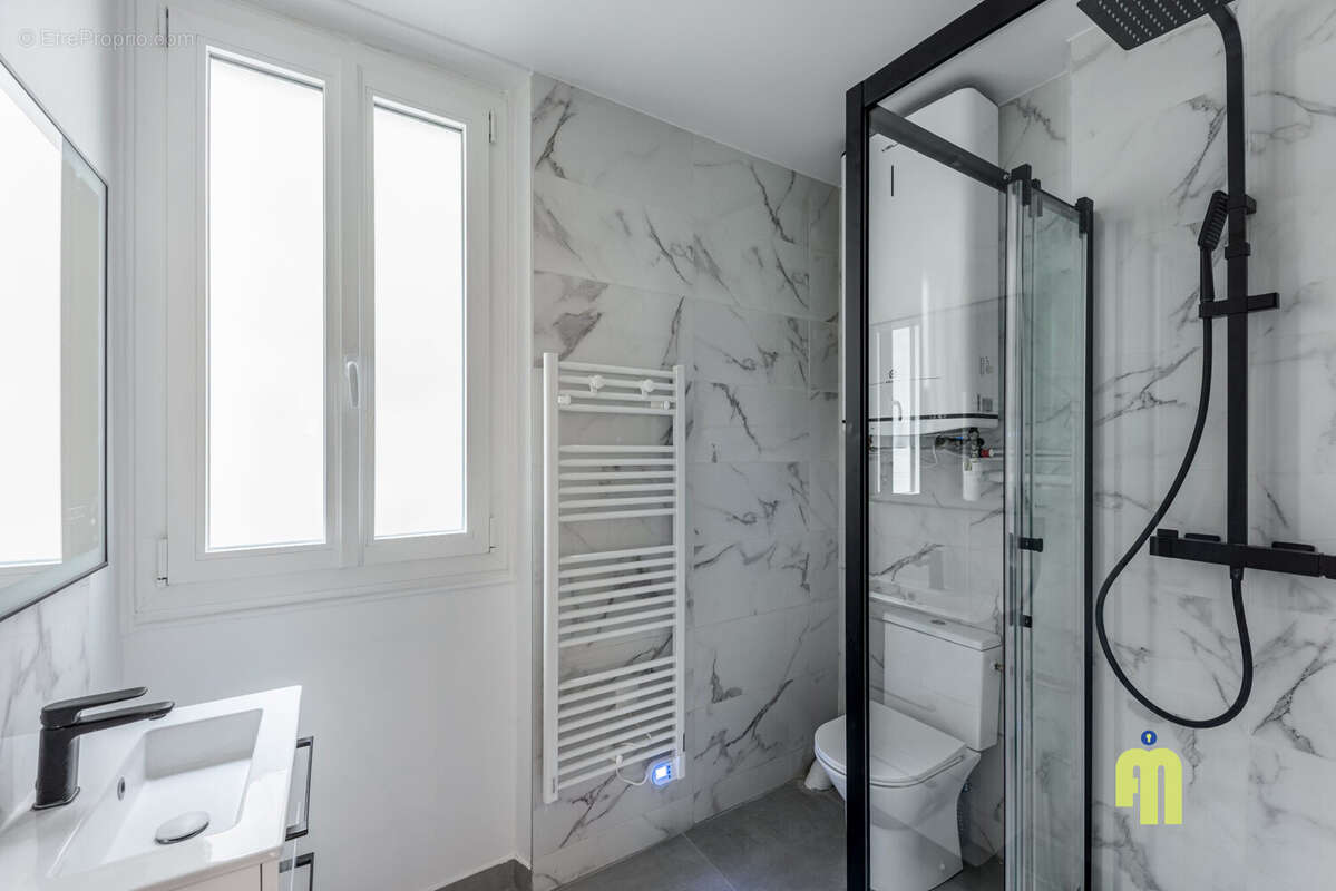 Appartement à PARIS-12E