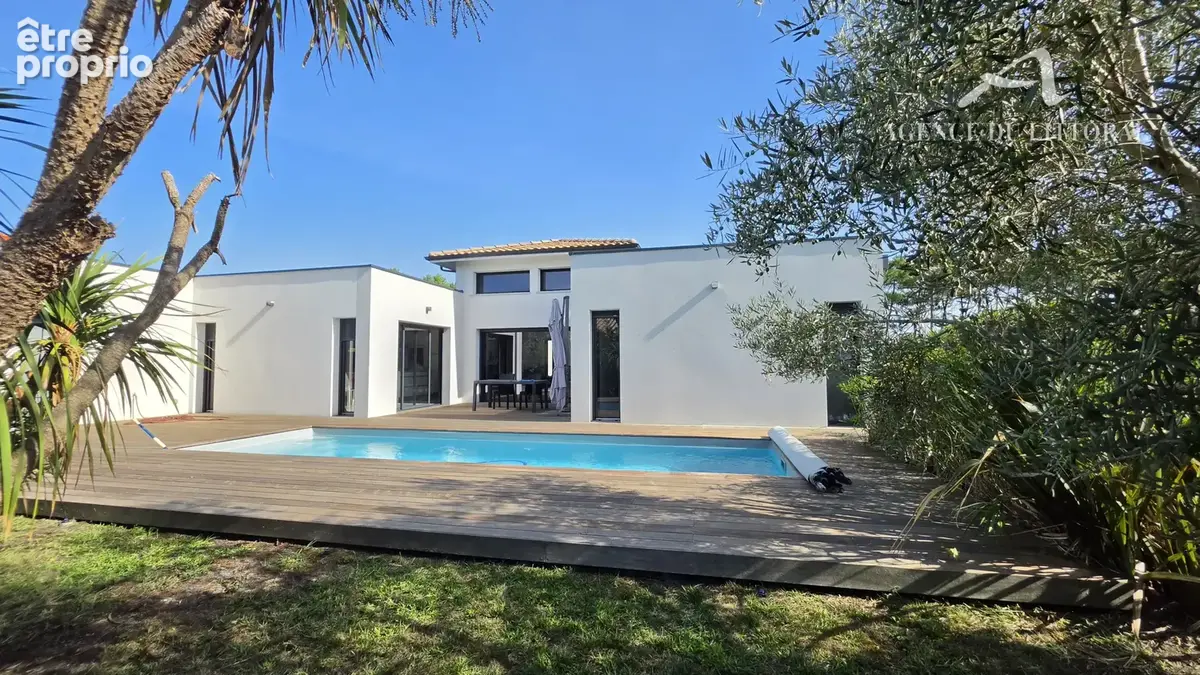 Maison 5 pièces 148 m2 - photo 2