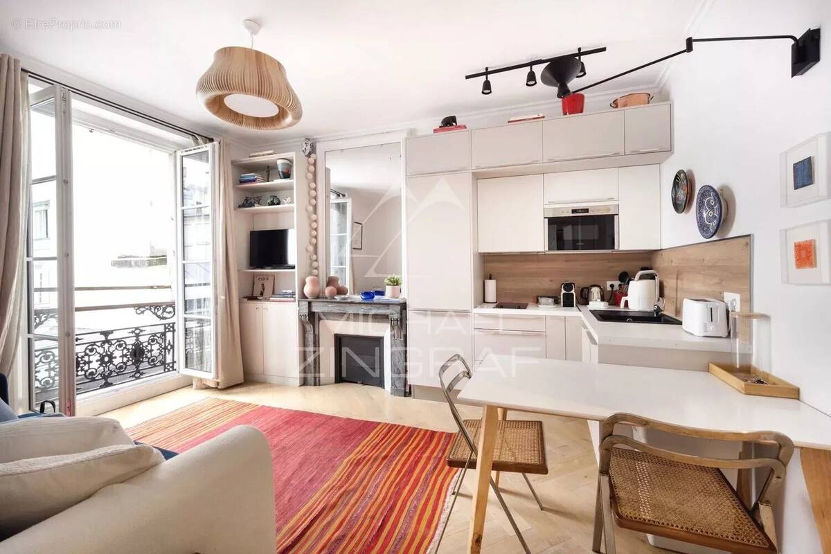 Appartement à PARIS-6E