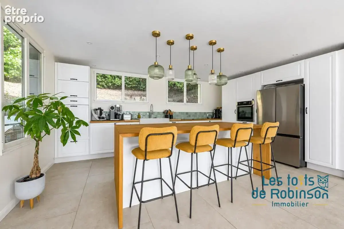 Propriété familiale de 180m2, récemment rénovée - photo 3